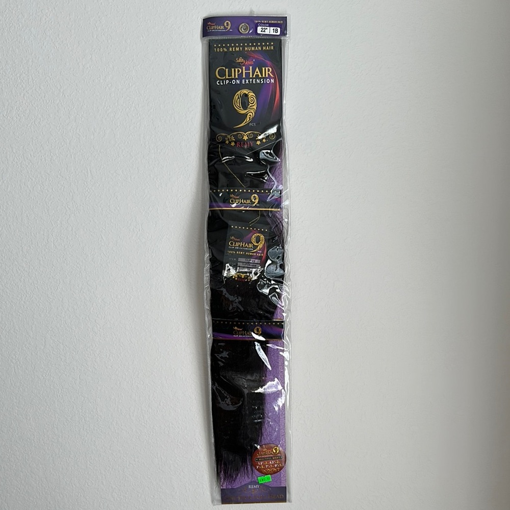 Clip On Hair Extensions in Black